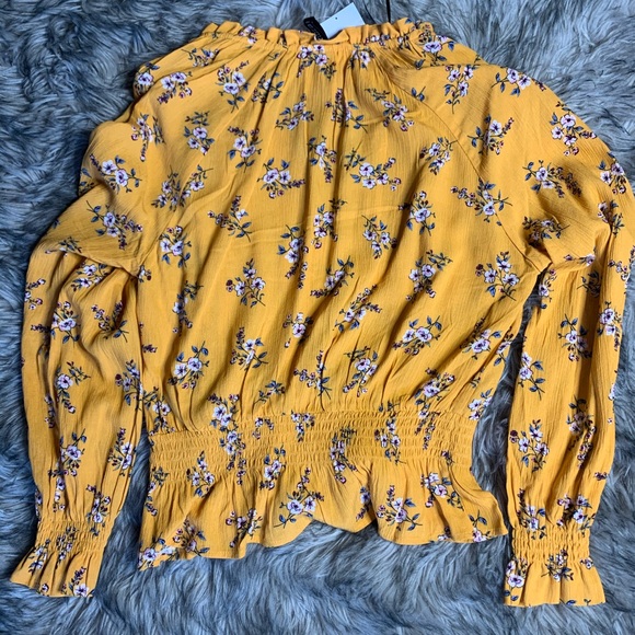 H&M blouse - Picture 2 of 2